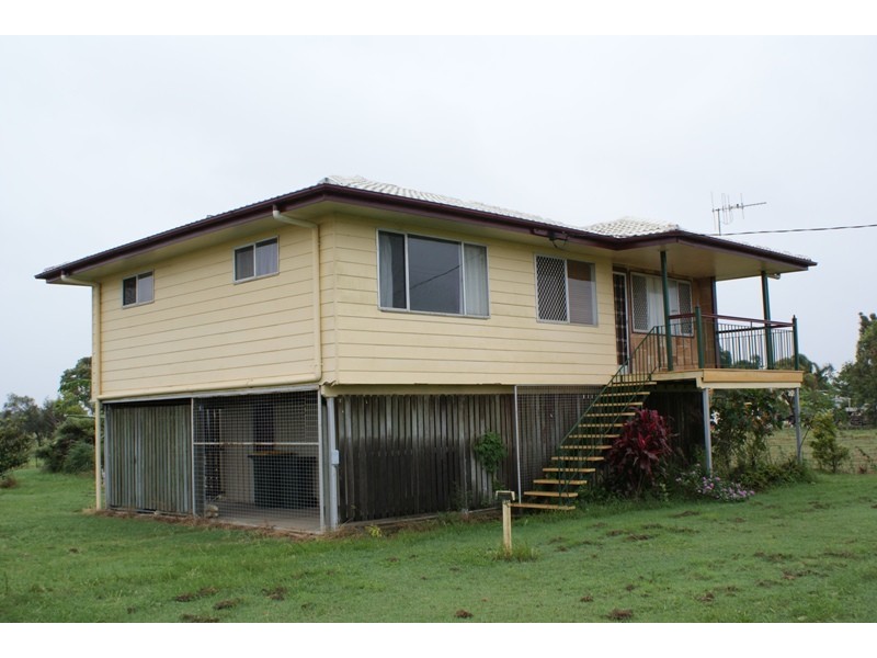 106 Rowlands Road, Burnett Heads QLD 4670