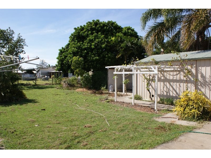59 Kinch St, Burnett Heads QLD 4670
