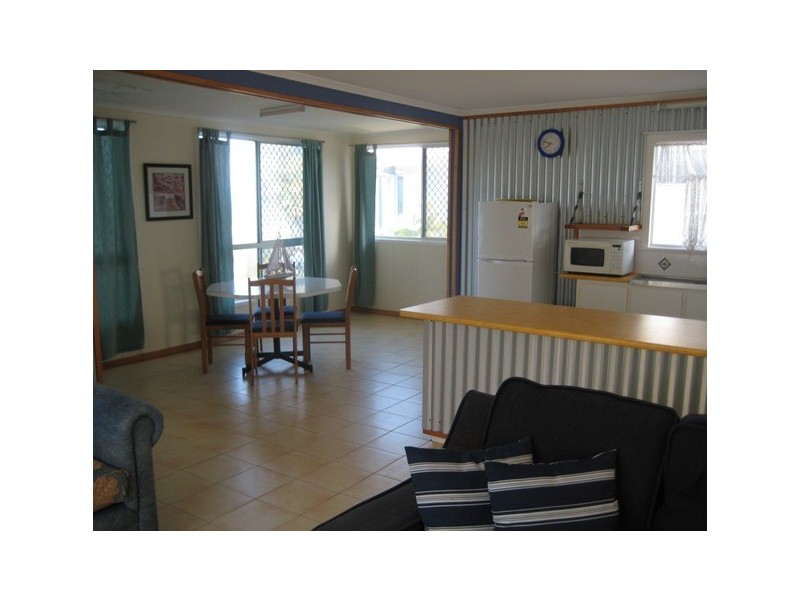 4/20 Miller Street, Bargara QLD 4670