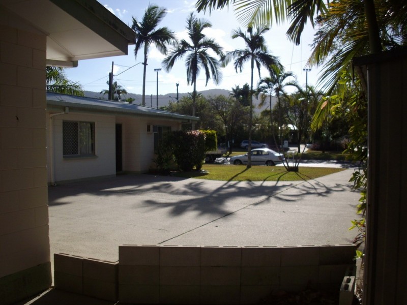 2/123 TRINITY BEACH ROAD, Trinity Beach QLD 4879