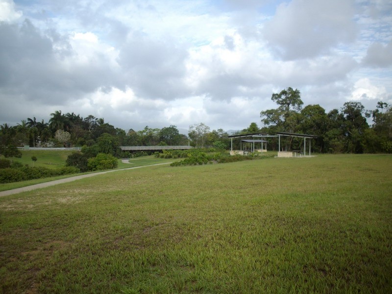 16 STARR CLOSE, Bentley Park QLD 4869