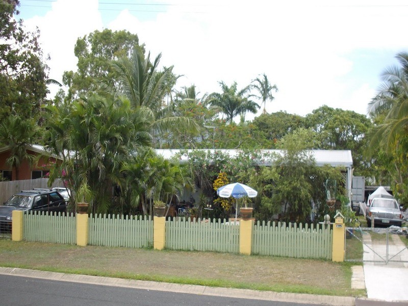 40 Nova Street, Kewarra Beach QLD 4879