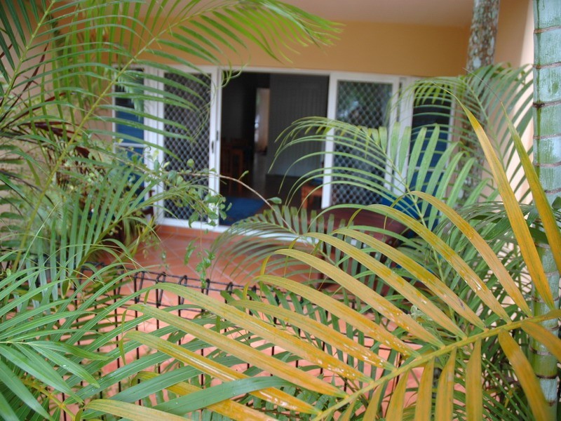 2/61 sims, Yorkeys Knob QLD 4878