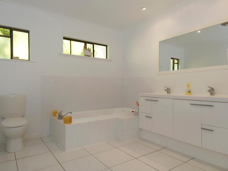 14 TRINIDAD CLOSE, Trinity Beach QLD 4879