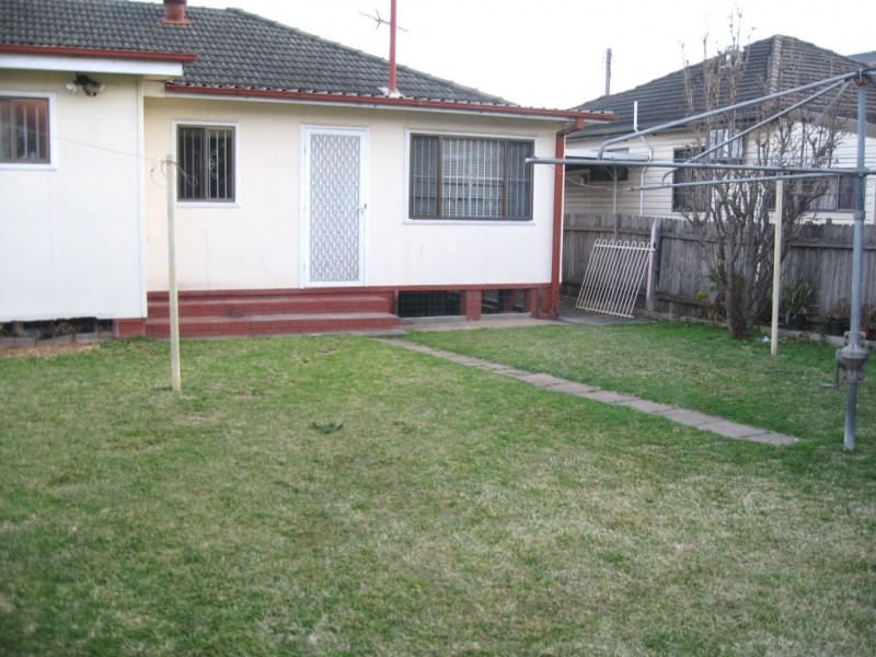 Canley Heights NSW 2166