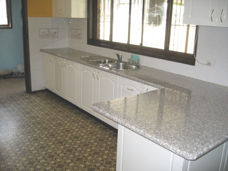 32 Humphries Road, Wakeley NSW 2176