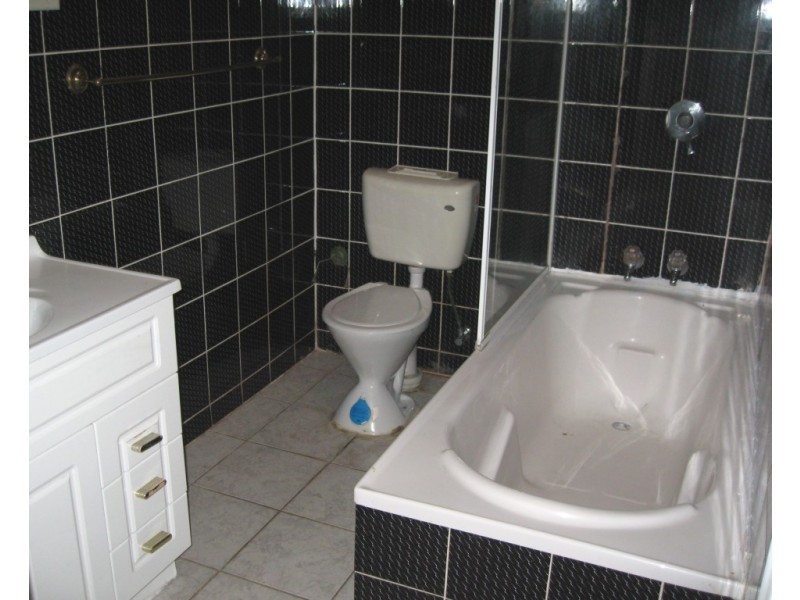 Lansvale NSW 2166