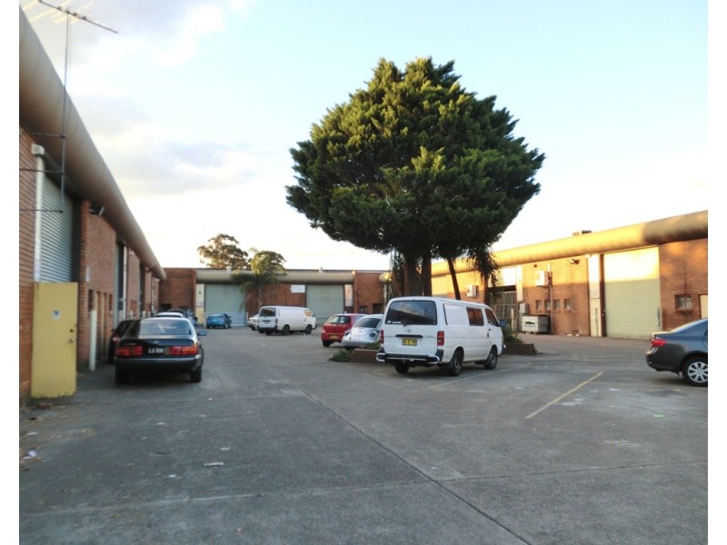 Fairfield East NSW 2165