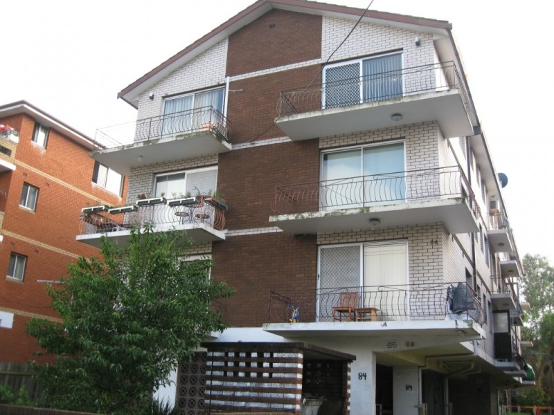 Fairfield NSW 2165