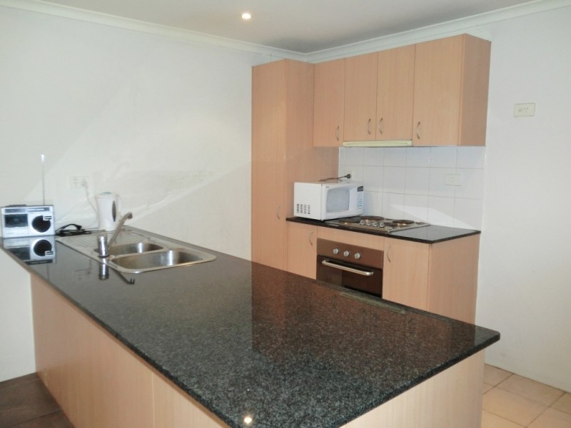 Fairfield NSW 2165