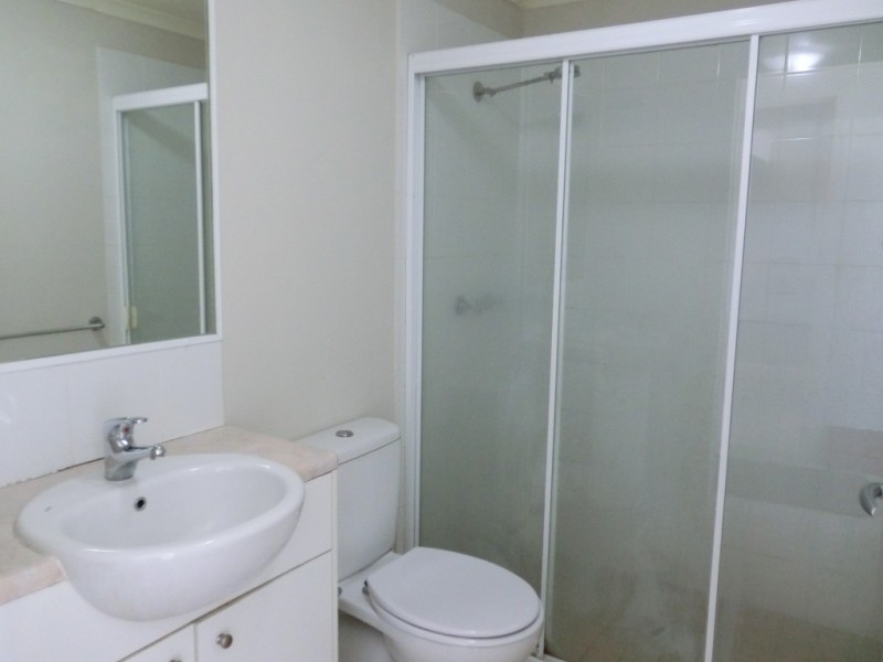 Fairfield NSW 2165