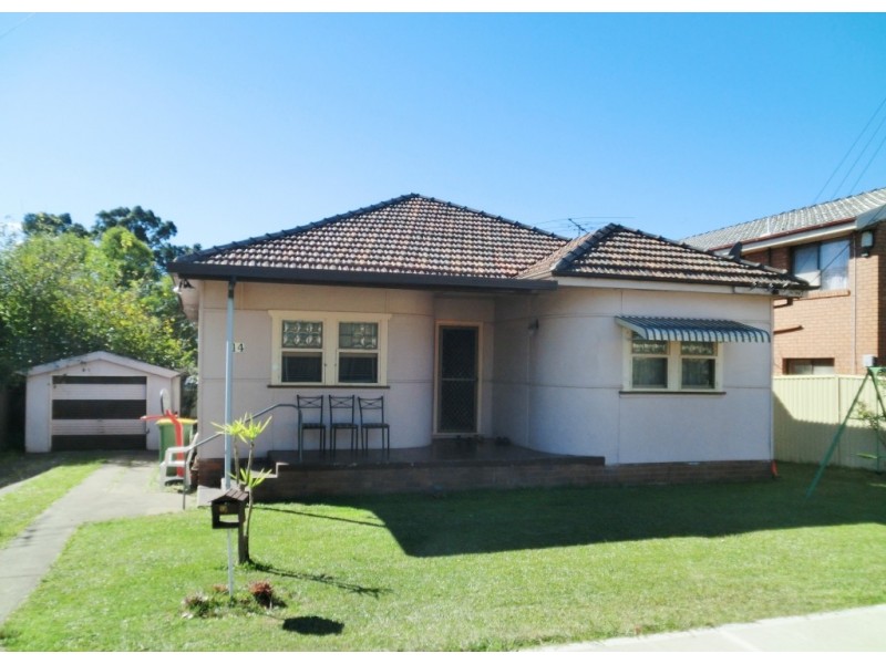 14 Chatsworth Street, Fairfield NSW 2165