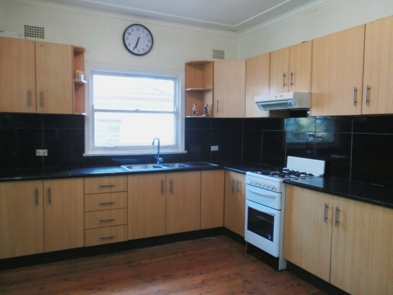 37 Granville Street, Smithfield NSW 2164