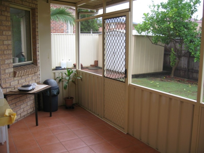 Fairfield West NSW 2165