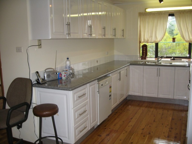 Edensor Park NSW 2176