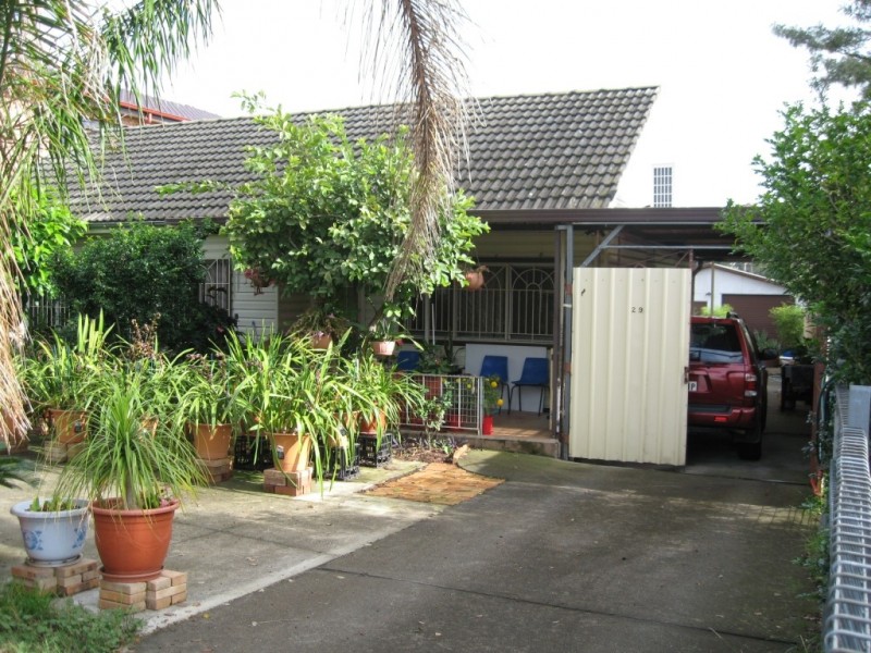 Canley Heights NSW 2166