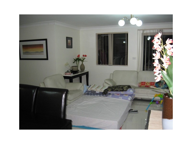 8/292-300 Stacey Street, Bankstown NSW 2200