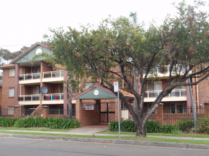 10/54-56 Sir Joseph Banks Street, Bankstown NSW 2200