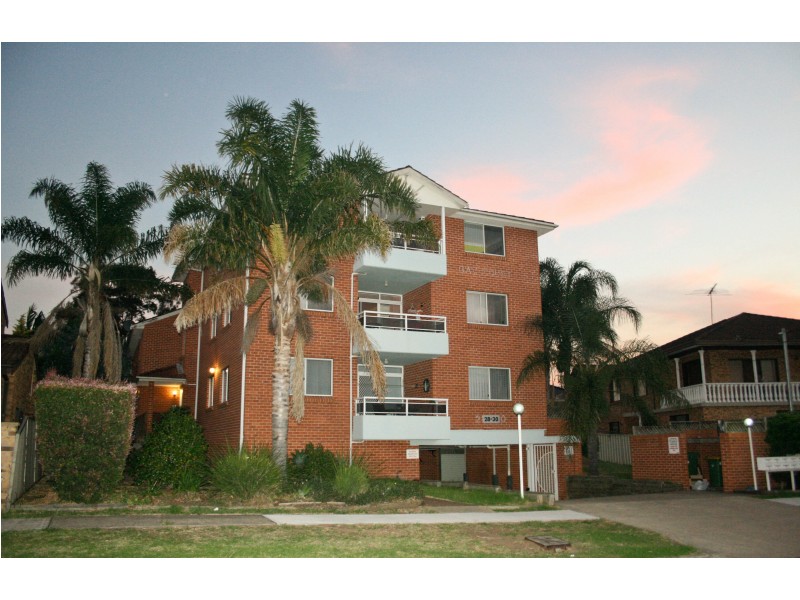 6/28-30 White Avenue, Bankstown NSW 2200
