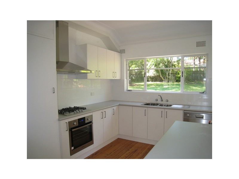 6 Todman Avenue, West Pymble NSW 2073