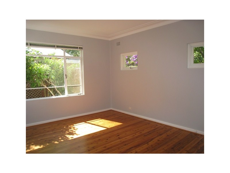 6 Todman Avenue, West Pymble NSW 2073