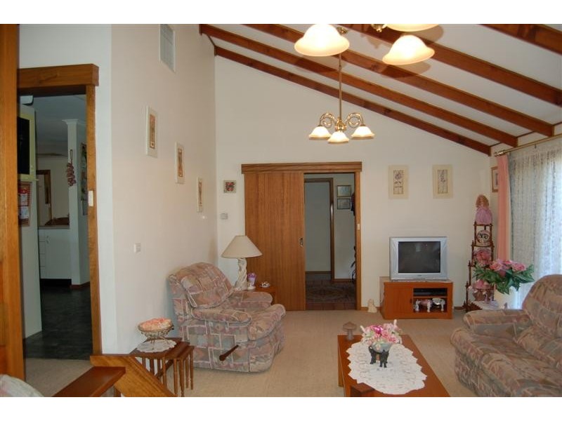 1 Lawson Road, Happy Valley SA 5159