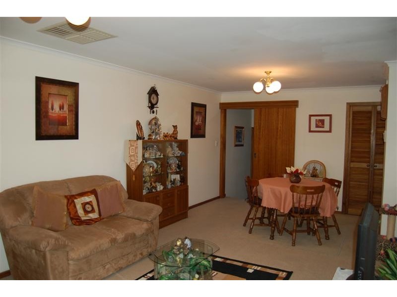 1 Lawson Road, Happy Valley SA 5159