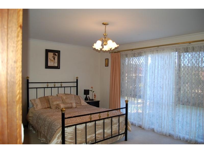 1 Lawson Road, Happy Valley SA 5159
