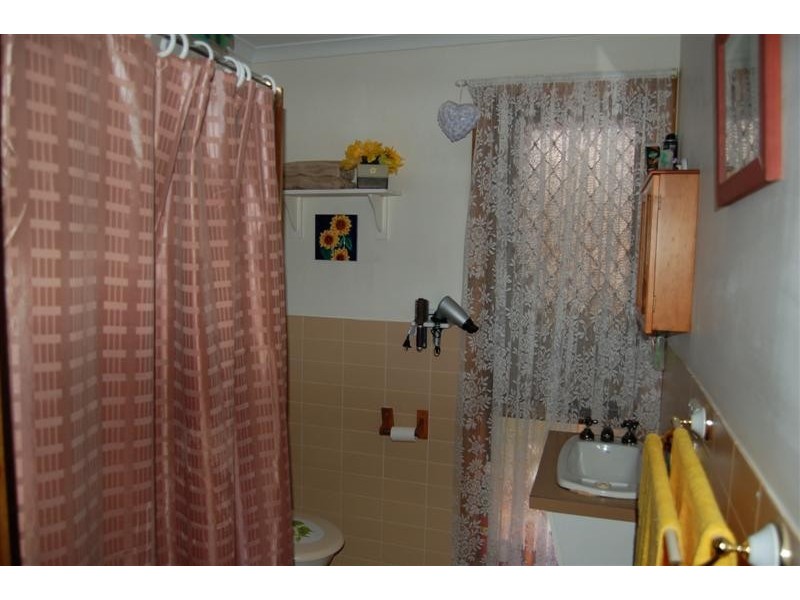 1 Lawson Road, Happy Valley SA 5159
