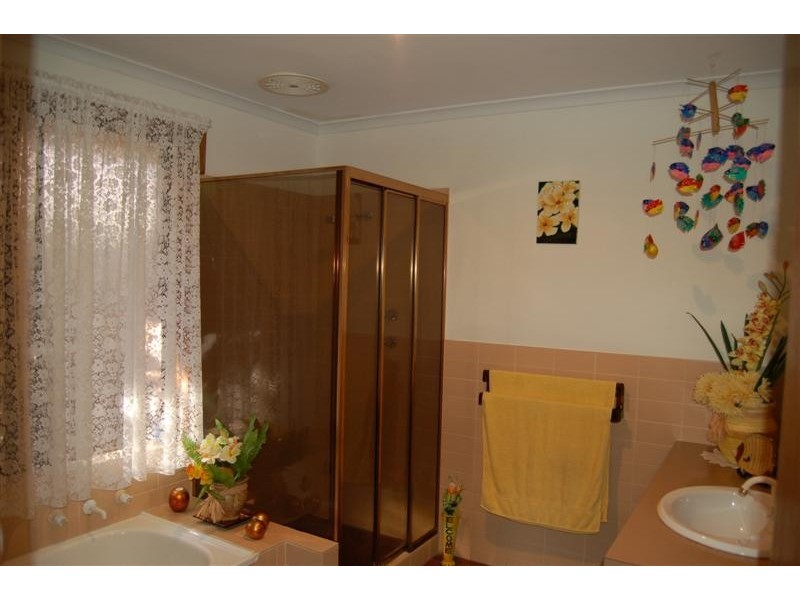1 Lawson Road, Happy Valley SA 5159