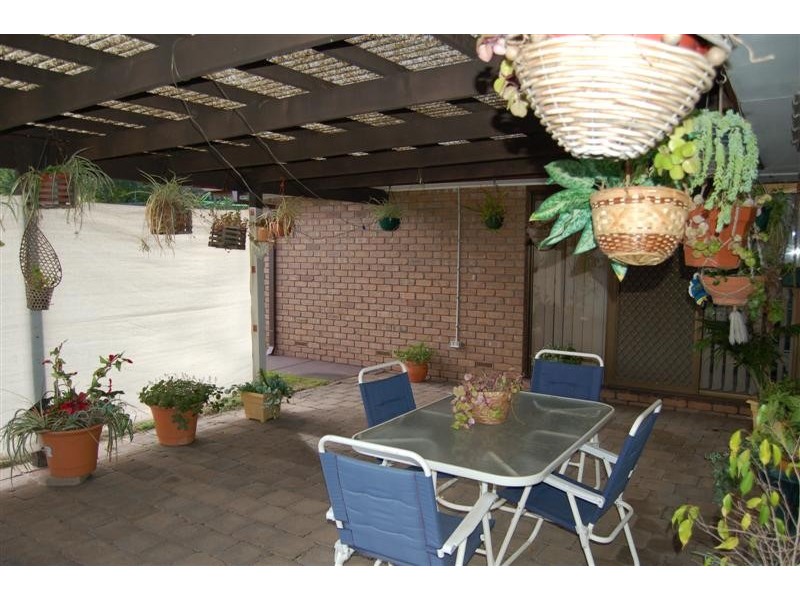 1 Lawson Road, Happy Valley SA 5159