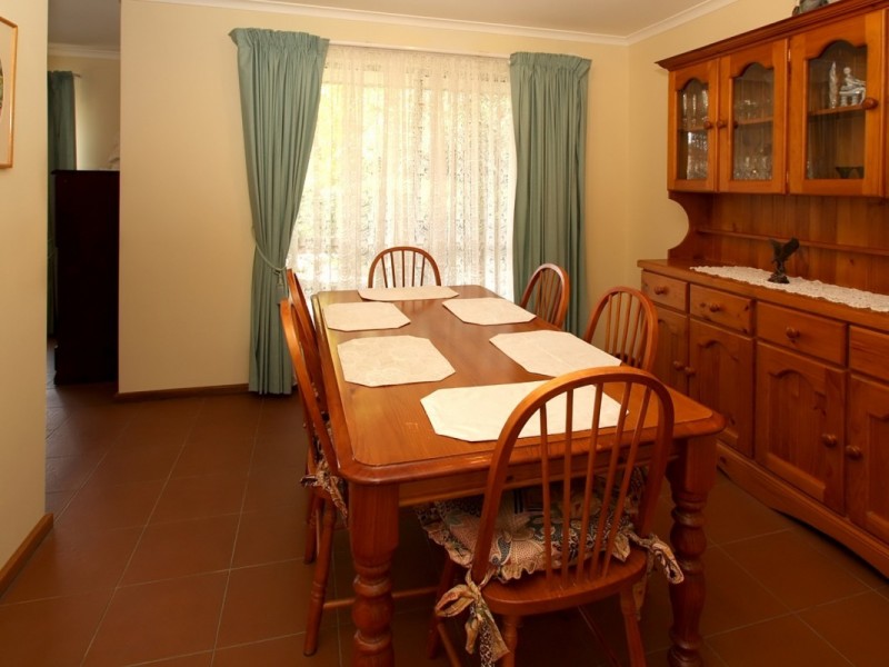 55 Delta Cresent, Aberfoyle Park SA 5159
