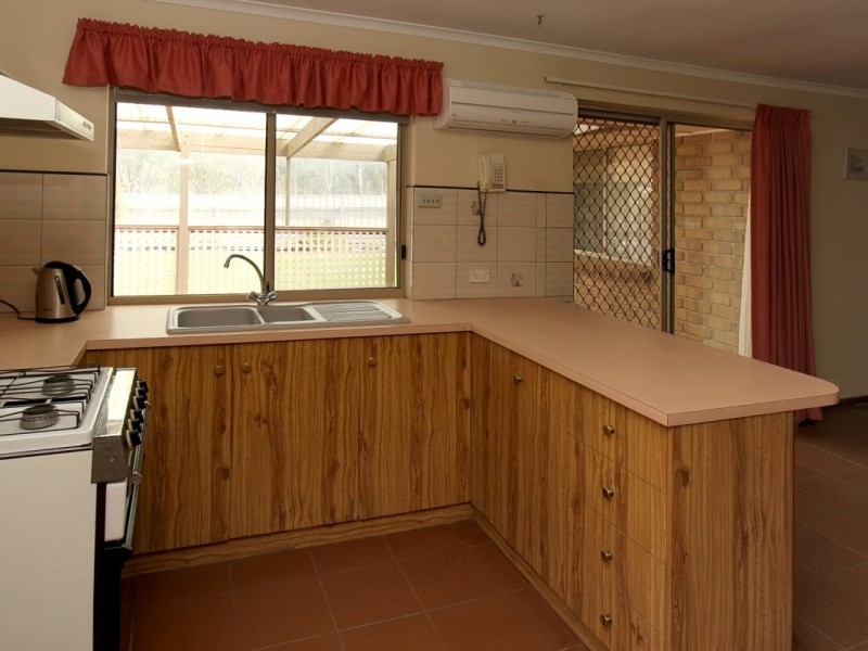 55 Delta Cresent, Aberfoyle Park SA 5159