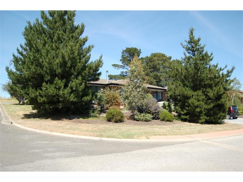 2 Walters Cresent, Aberfoyle Park SA 5159