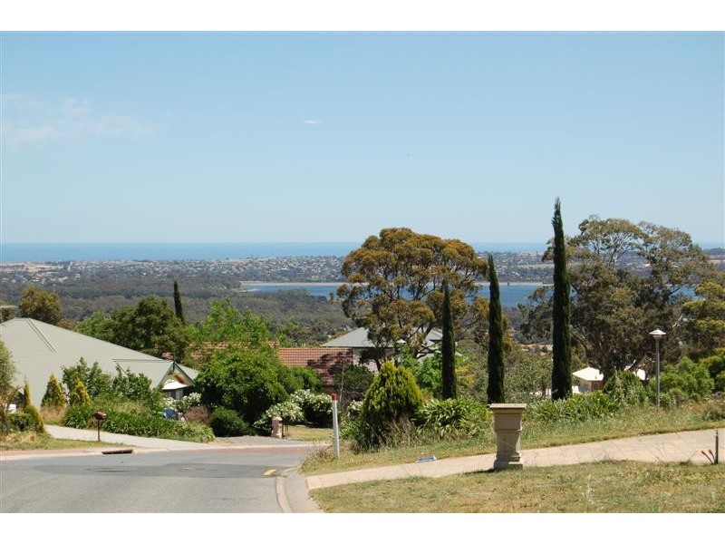 69 Greenfield Rise, Aberfoyle Park SA 5159