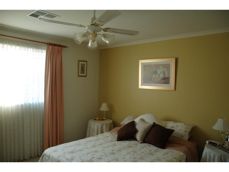 69 Greenfield Rise, Aberfoyle Park SA 5159