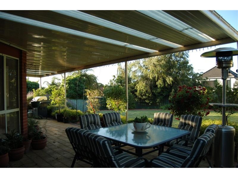 69 Greenfield Rise, Aberfoyle Park SA 5159