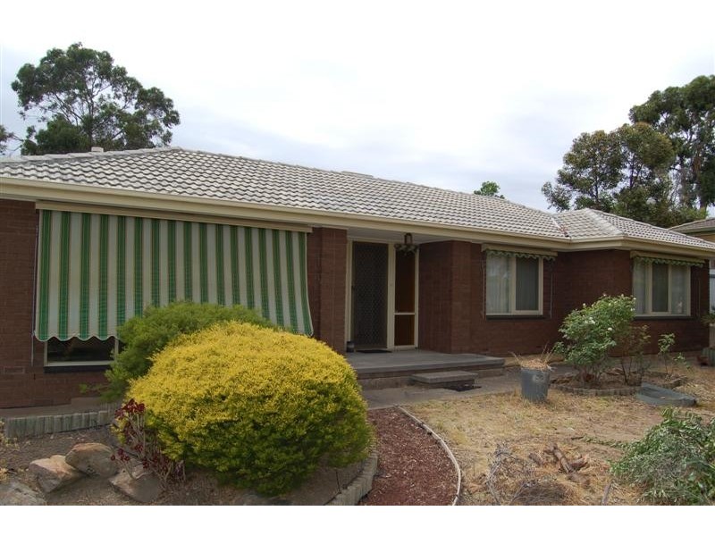 14 Tangara Drive, Aberfoyle Park SA 5159