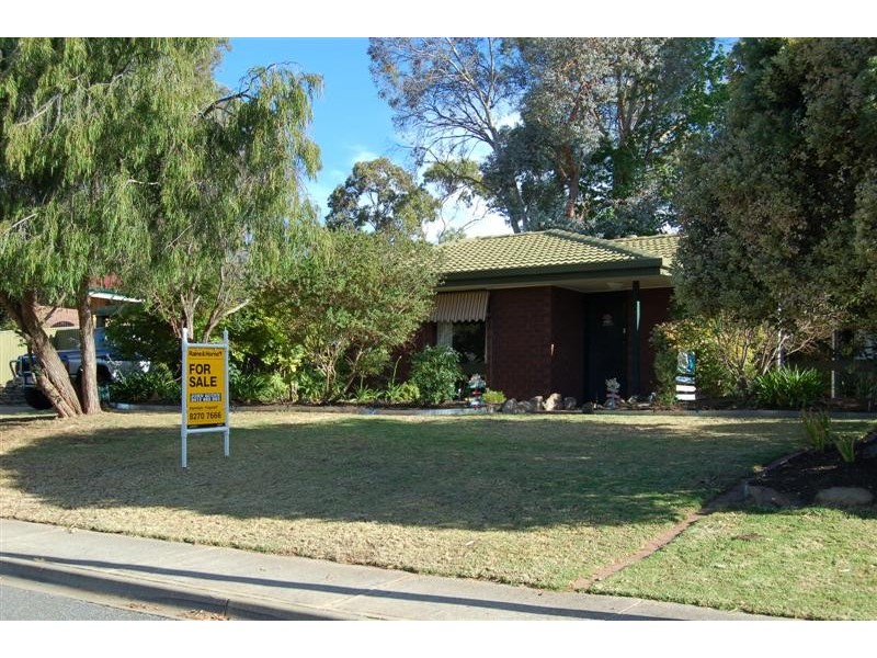 6 Jordan Ave, Happy Valley SA 5159