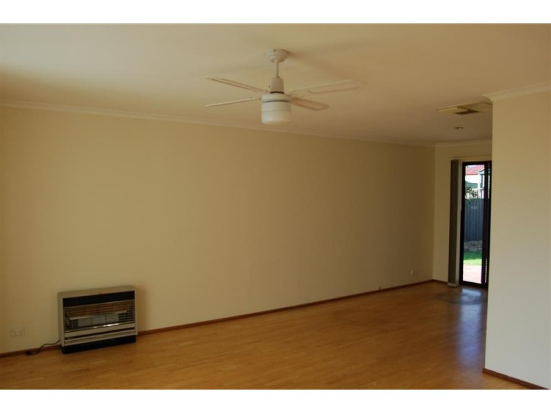 16 Andrew Court, Aberfoyle Park SA 5159