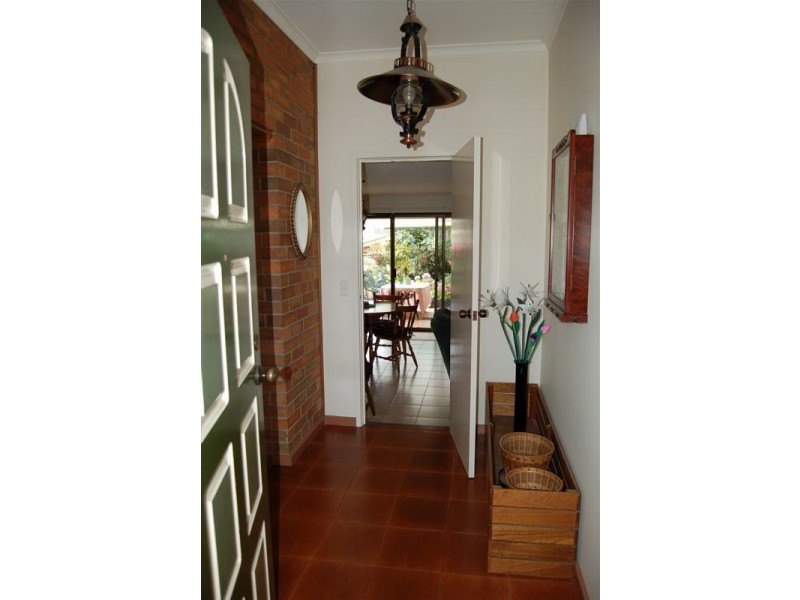 21 Daveys Road, Flagstaff Hill SA 5159