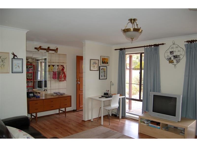 5 Serenade Cresent, Aberfoyle Park SA 5159