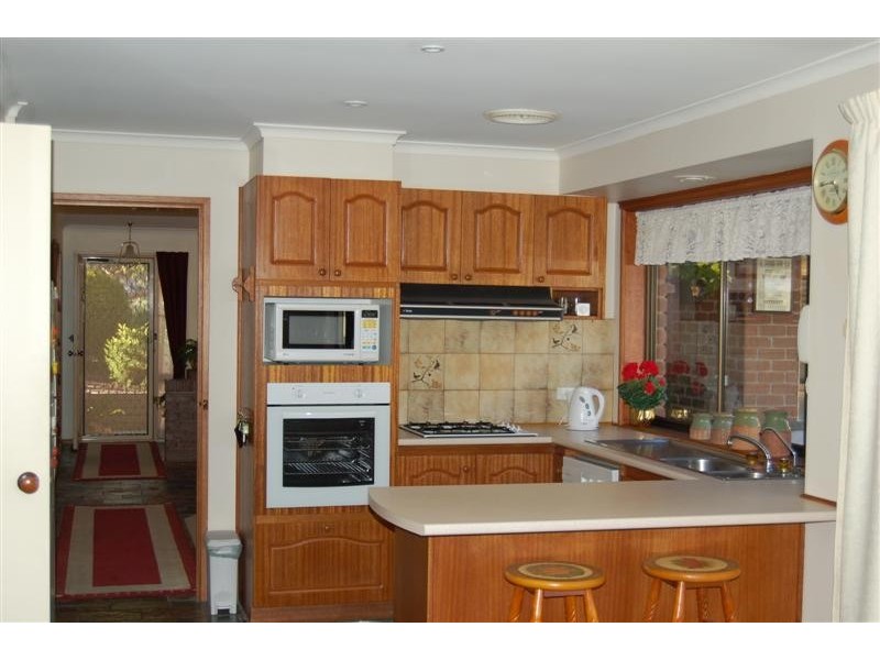 35 Daveys Road, Flagstaff Hill SA 5159