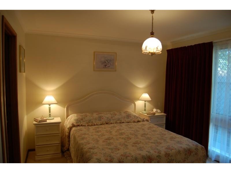 35 Daveys Road, Flagstaff Hill SA 5159