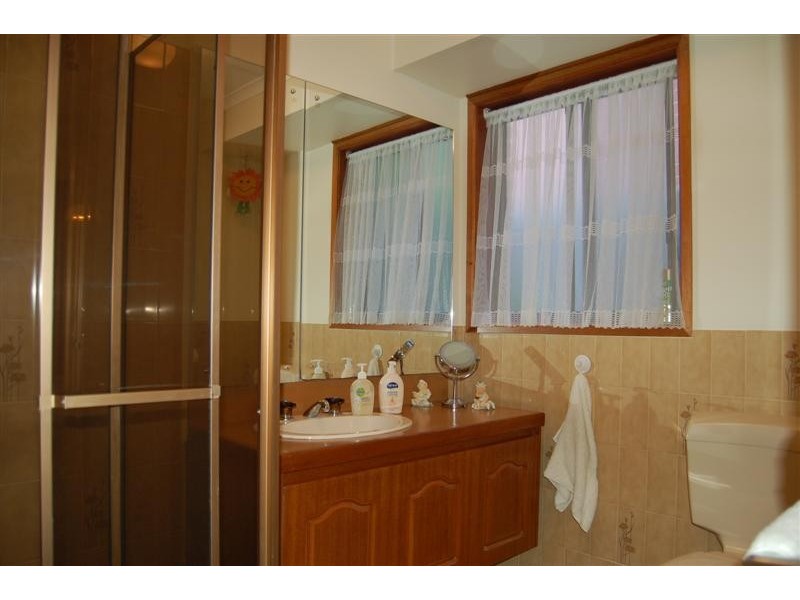 35 Daveys Road, Flagstaff Hill SA 5159