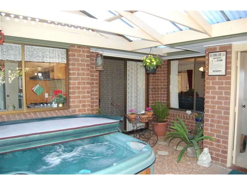 35 Daveys Road, Flagstaff Hill SA 5159