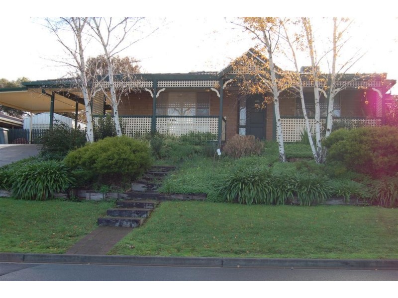 13 Monaro Road, Aberfoyle Park SA 5159