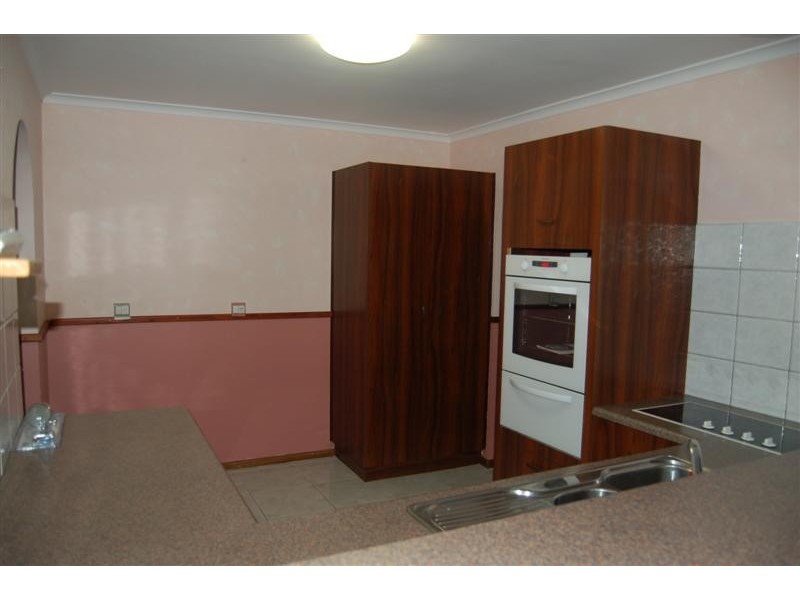 4 Hub Drive, Aberfoyle Park SA 5159