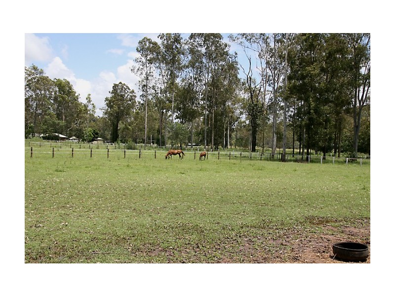 Logan Village QLD 4207