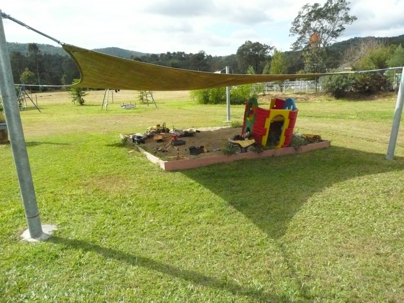 Cedar Creek QLD 4207